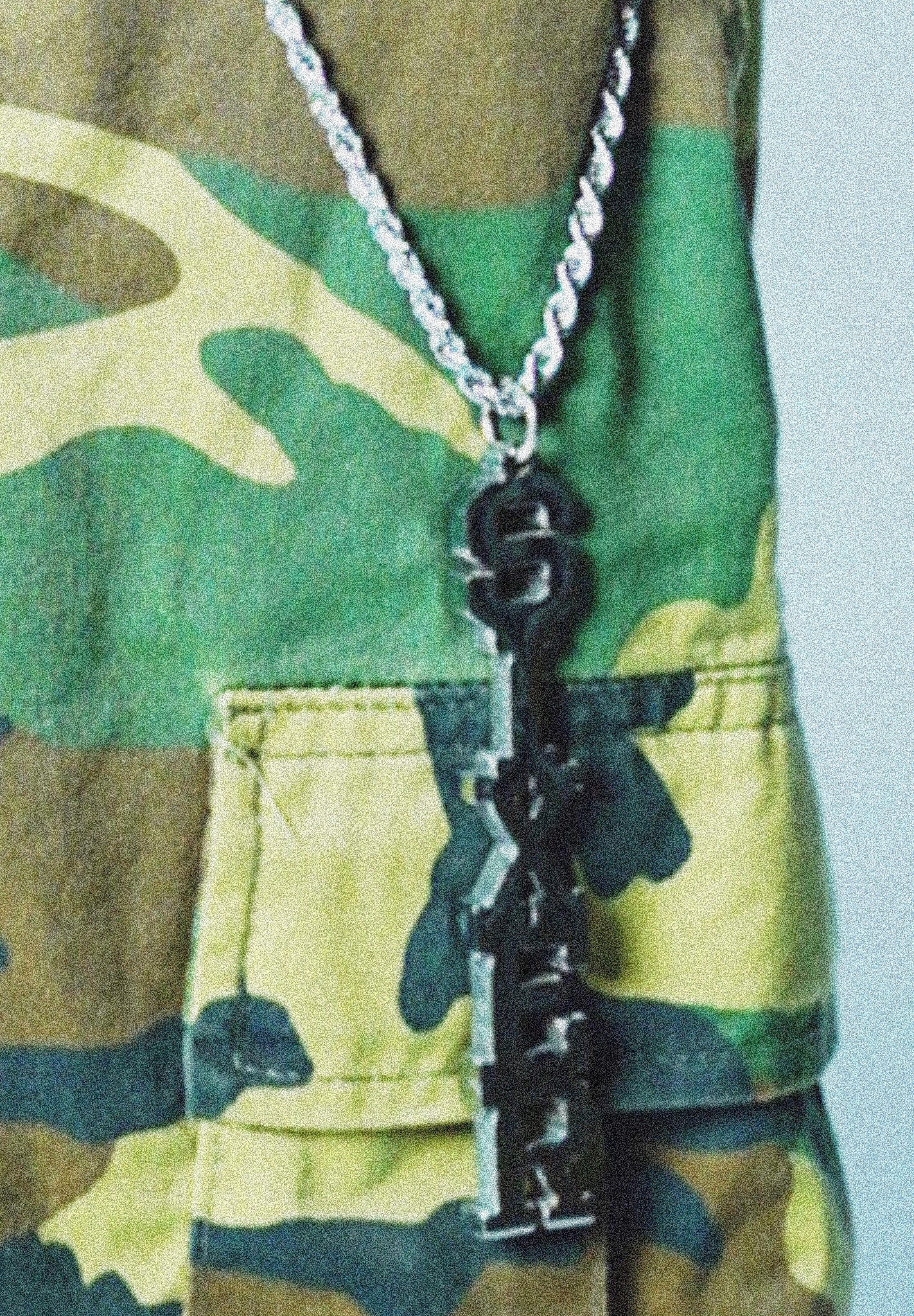 SIXER CHAINS